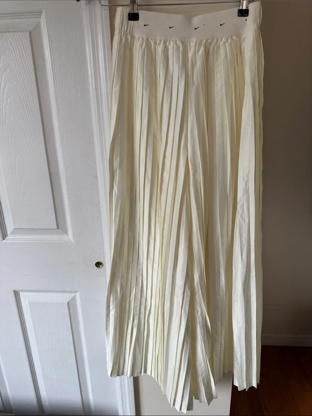 Nike wide leg pants
